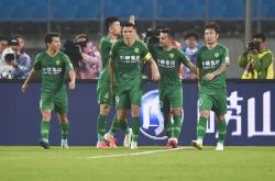 双赢平台app下载-恒大回归首秀大放异彩，苏炳添主场球迷高呼名字
